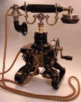 Image of an old telephone